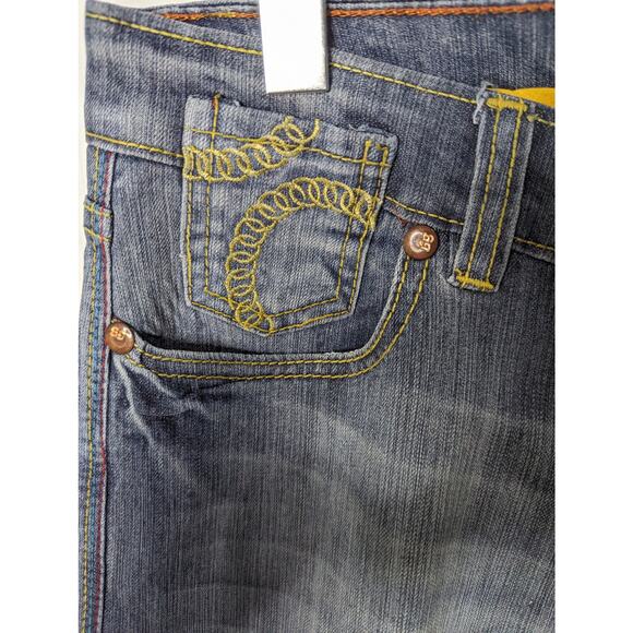 Coogi Cropped Light Wash Jeans Gold Link Embroidered Design Size 18 - Picture 4 of 12
